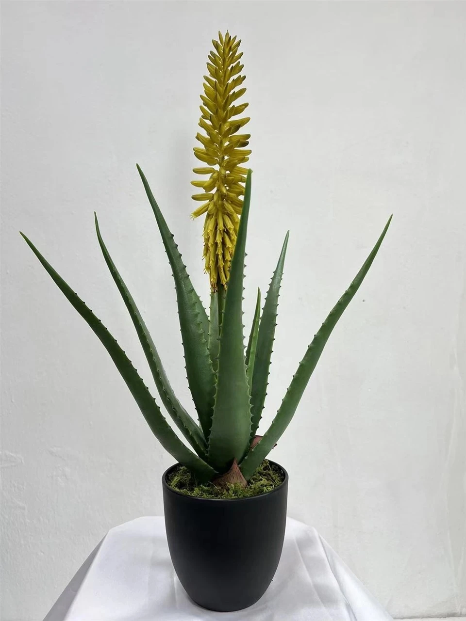 Umjetna aloe cvjetna bonsai